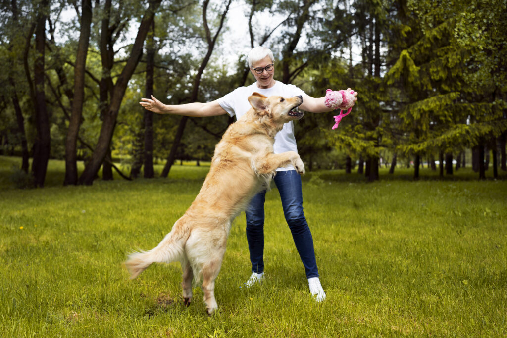 elderly person spendng tim with their pets